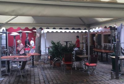 Feier bei der Pizzeria Mario in Pöseldorf