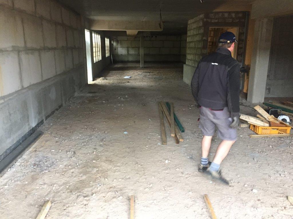 Richtfest in Schnelsen Garage mit Boden ausgelegt 2017