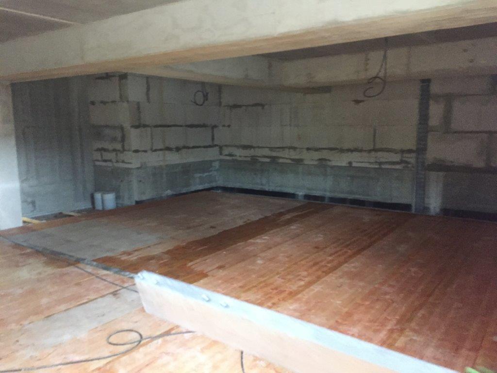 Richtfest in Schnelsen Garage mit Boden ausgelegt 2017